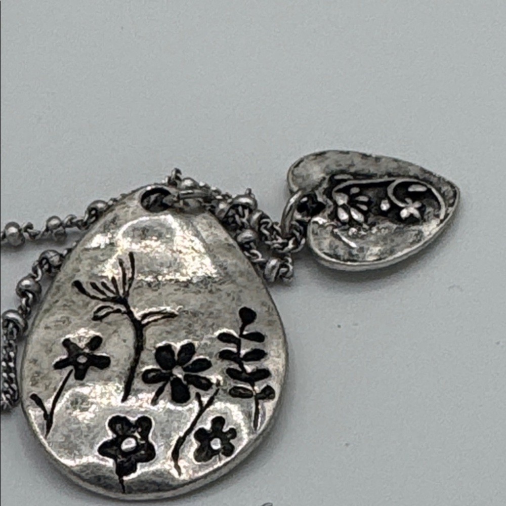 J. Jill Silver Tone Floral Pendant Necklace (BR1313/3) - Picture 7 of 9